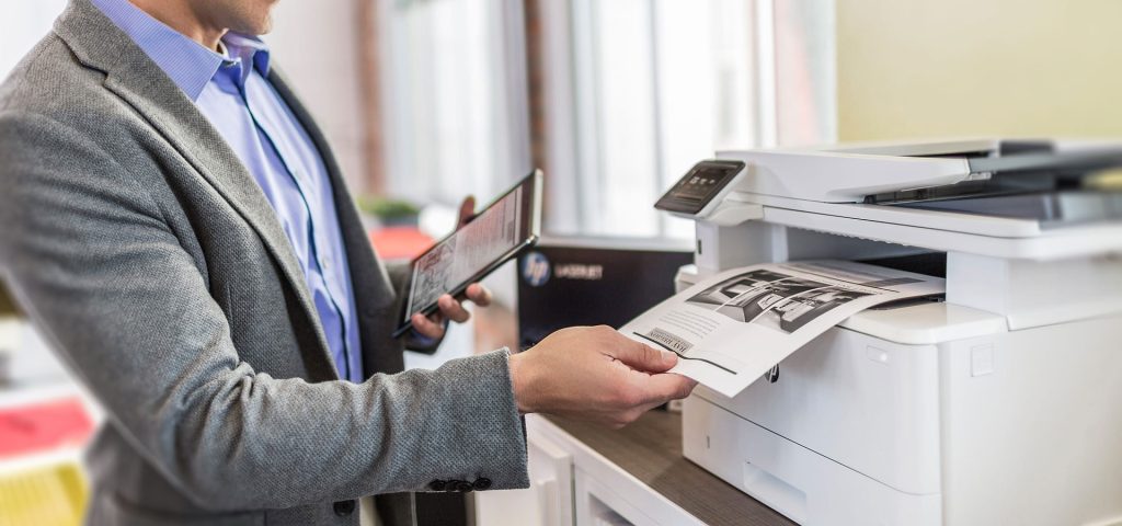 Аутсорсинг печати в Москве: Преимущества и Тенденции
